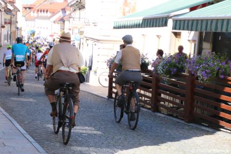15. Maraton Alpe Scott v znamenju mednarodne udeležbe in sončne nedelje z razgledi na Alpe (47)